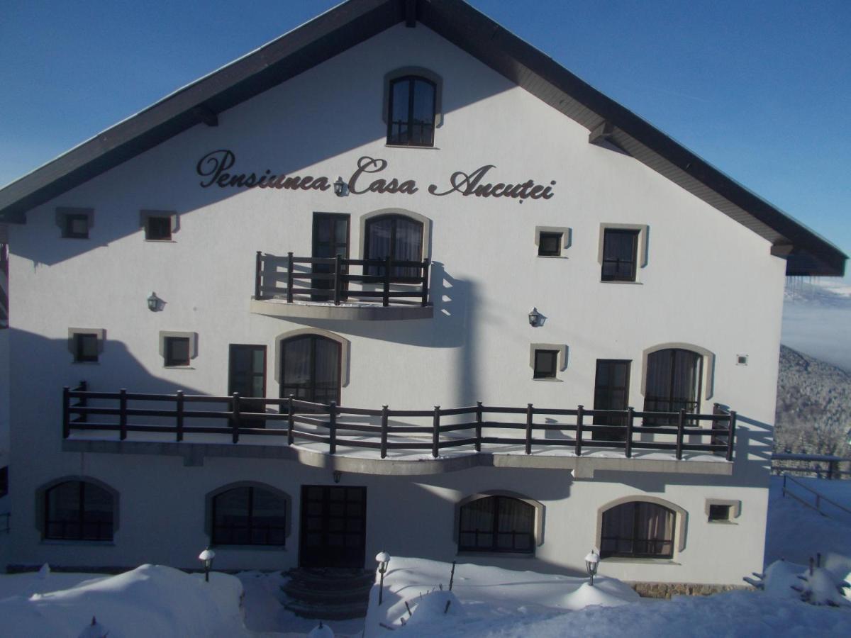 Pensiunea Casa Ancutei Rânca Exteriér fotografie